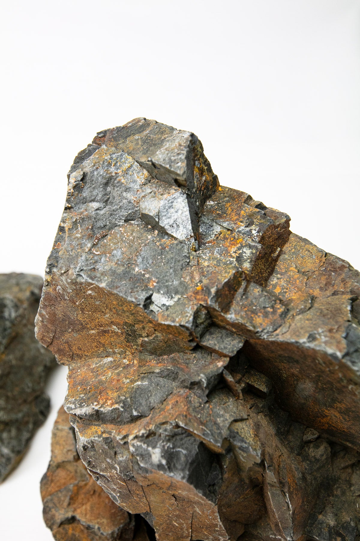 AQPET ZEN STONE ROCAS BOSQUE NEGRO (CONF.10KG MIXTO) 300GR /3 KG