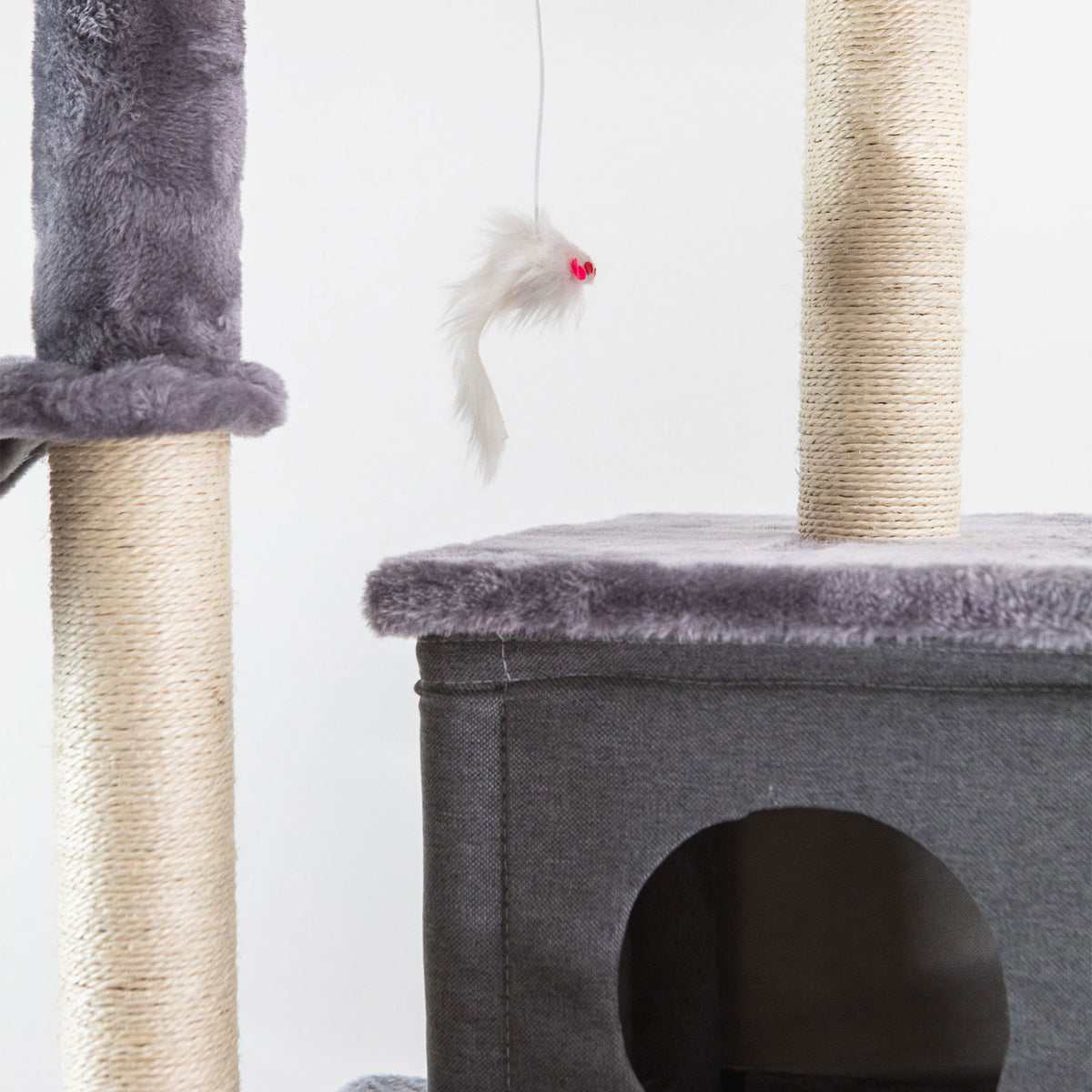 AQPET FRIENDS Rascador para gatos London 48X44X125 Cm H, juego, descanso, diversión y entretenimiento