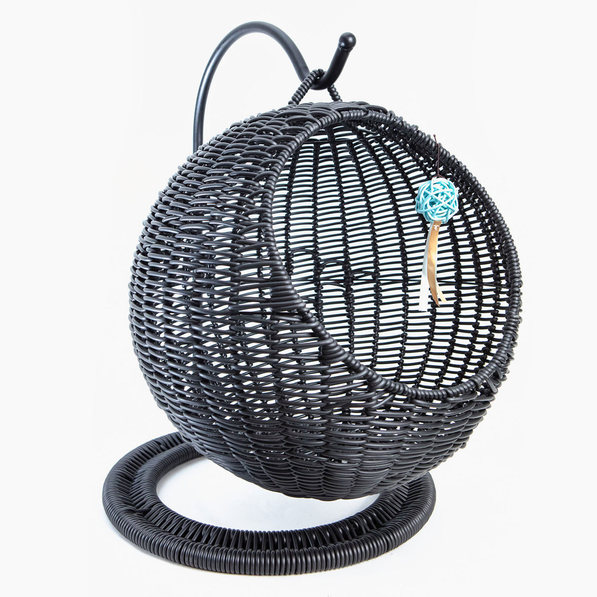 AQPET FRIENDS Morfeo Cama colgante para gatos y gatitos de mimbre trenzado a mano con cojín mullido incluido, color negro, 46x62 cm